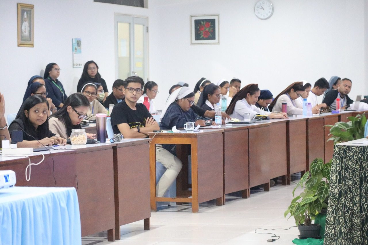 para perserta pelatihan konten kreator