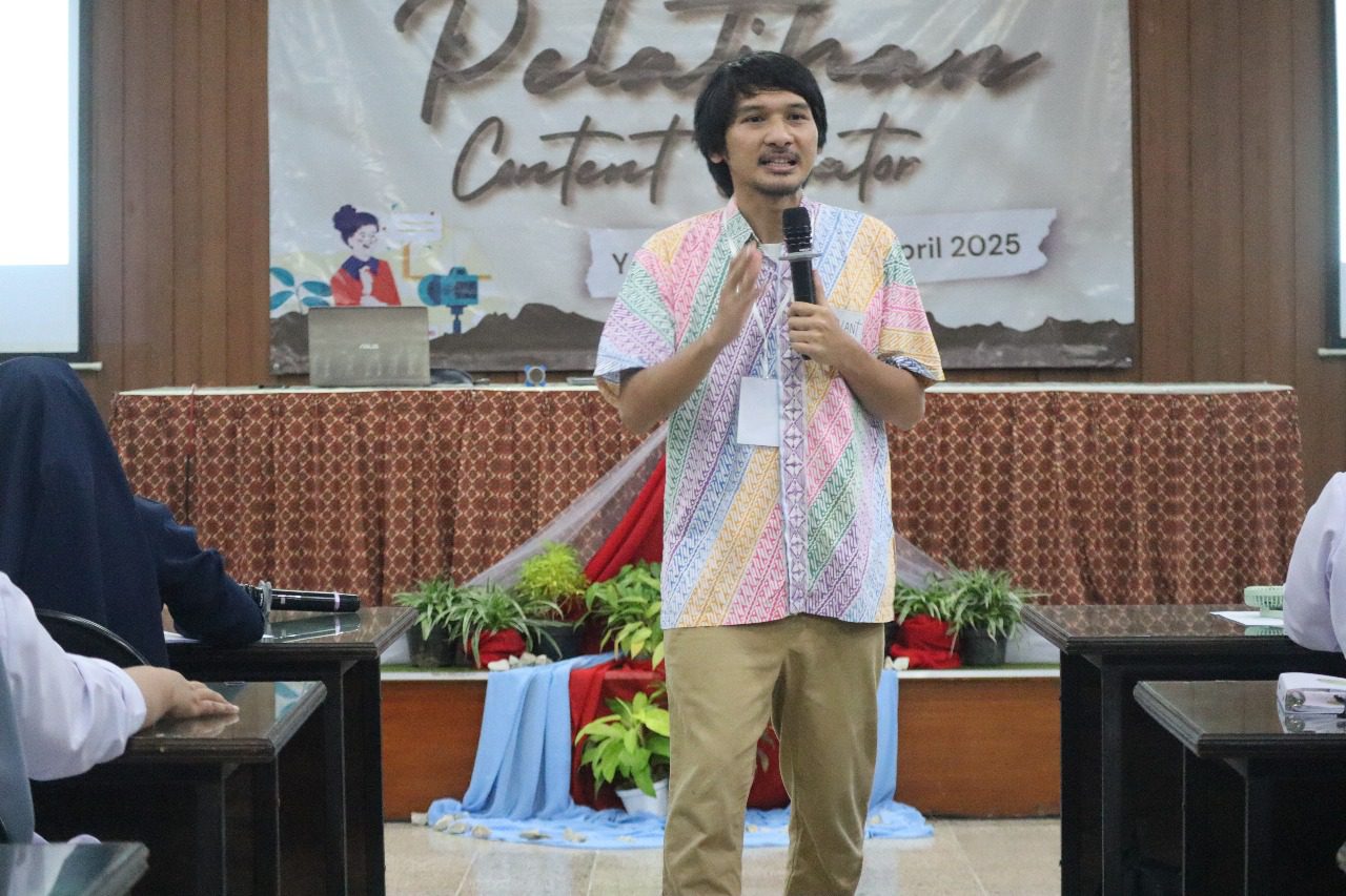 narasumber pelatihan konten kreator
